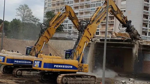 En vidéo : démolition du pont Kir 